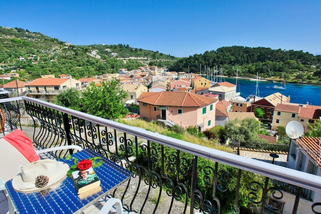 Ferienwohnung Avgi Ena Gaios Exterior foto